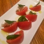 RIGOLETTO KITCHEN - トマトのカプレーゼ