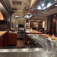 ステーキハウス 大和 - 店内