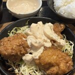 豚屋食堂 - 料理写真:チキン南蛮アップ