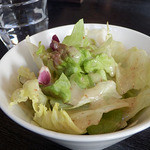 Restaurant L'Etroit - ランチセットのサラダ