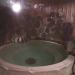 奈良屋 - 花の湯の露天風呂
