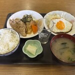 公園堂食堂 - 料理写真:全景