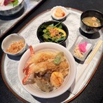日本料理　　銀扇