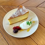 ULUA - チーズケーキ