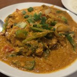 ソムオー - プーニム・パッポンカリー(ソフトシェルクラブと卵のカレー炒め)