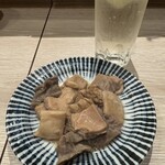 和風もつ料理 あらた - モツ煮