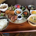 三國湊 食の蔵 灯 - 