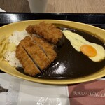博多カレー研究所 博多とんこつあごだしカレー - 