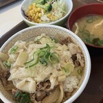 すき家 - 料理写真:牛丼並旨だしタケノコサラダセット