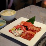 焼肉なべしま - お客さんのランチ｡