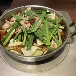 博多名物 もつ鍋 笑楽 - 