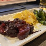 炭火焼鳥 ☆桃次郎 - 