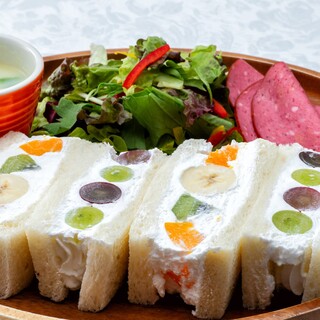 サクラ テーブル_1