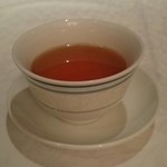 中国料理 皇家龍鳳 - 濃いめの茉莉花茶