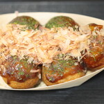 築地銀だこ - 料理写真:たこ焼き6個入り。