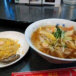 聚鳳 - 本日の日替わりランチ