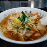 聚鳳 - 野菜たっぷりラーメン