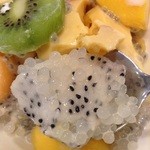 MangoTango - ドラゴンフルーツのアップ