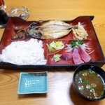 くろしお食堂 - ランチ650円