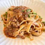 薪窯PIZZERIA Meglio - 黒毛和牛ボロネーゼ タリアテッレ