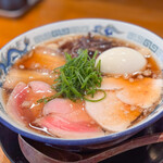 らーめんニュー直方 - 料理写真:朝らーめん ＋ チャーシューハーフ ＆ 味玉☆