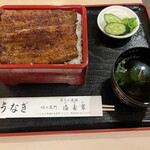 満寿家 - うな重　特上5,650円 大盛　100円　肝吸い付