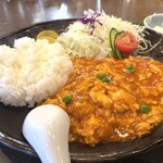 中華飯店　靉龍 - ランチ：海老と卵のチリソース