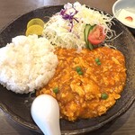 中華飯店　靉龍 - ランチ：海老と卵のチリソース