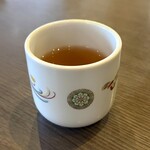 中華飯店　靉龍 - 食後にプーアール茶？