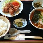 Miyoshi - ランチ(鳥のから揚げ)