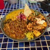 spice & Indian curry カリクロ - 3種あいがけカレーライス大盛り