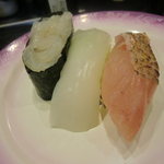 金沢まいもん寿司 - まいもんの白いもん　白えび・アオリイカ・のど黒　640円
