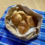 さわや - 料理写真:コレさ、どうみても変でしょクチャクチャな紙袋。陛下曰く「これで撮んなさい(￣^￣)」　ハイッ(｀_´)ゞ！