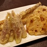 手打ちうどん　 いしづか - 野菜三点盛り(茗荷、蓮根、穂先ごぼう)