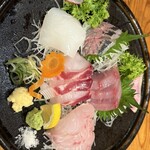 桜丸 - 刺身盛り5点盛り