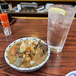 丸千葉 - 煮込み、チューハイ