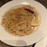 grigio la tavola - 