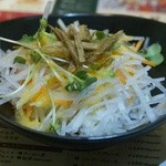 おいしいカレーとサラダのお店 - 根菜サラダ