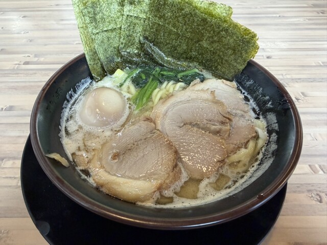 横浜家系ラーメン 一門家 東温店 - 牛渕団地前/ラーメン | 食べログ