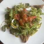 蕎麦粉食堂 Buckwheat - サーモンのサラダガレット