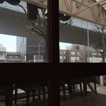 aqua - R43が見えるテーブル席にしました！