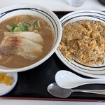 梶屋 - 