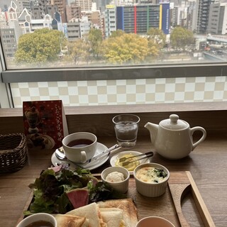 カフェテラストリコロール_1