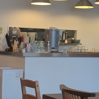 オーバッシュカフェ_2