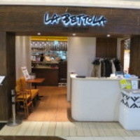  ラ･ベットラ･ダ･オチアイ イケブクロ - 店舗入り口付近