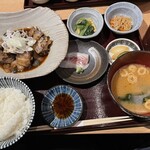 酒と肴 離れ庵 - あら大根煮膳1380円