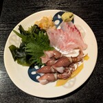 串しん坊 - 刺身（チダイ、ホタルイカ、海老のなめろう）