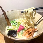 貝出汁沖縄そばキセキ - 貝出汁そば
