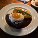 カルネジーオ ウエスト - 