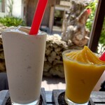 ちろりん村 - バナナスムージーとマンゴースムージー（*^_^*）